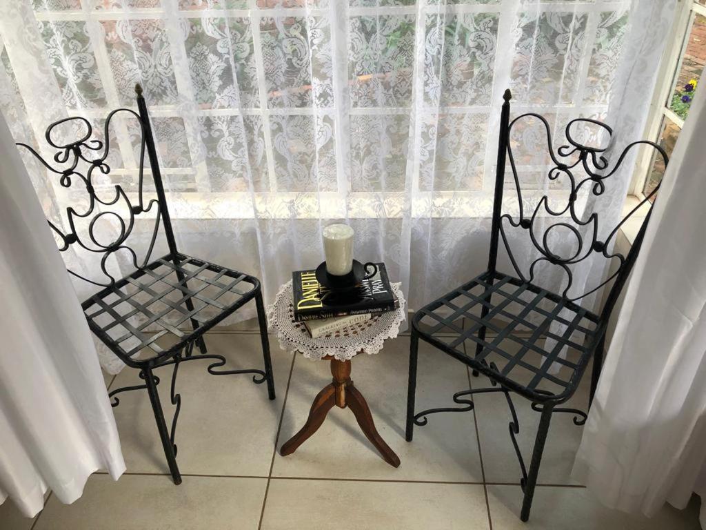 Thee View Hotel Hartbeespoort Bagian luar foto